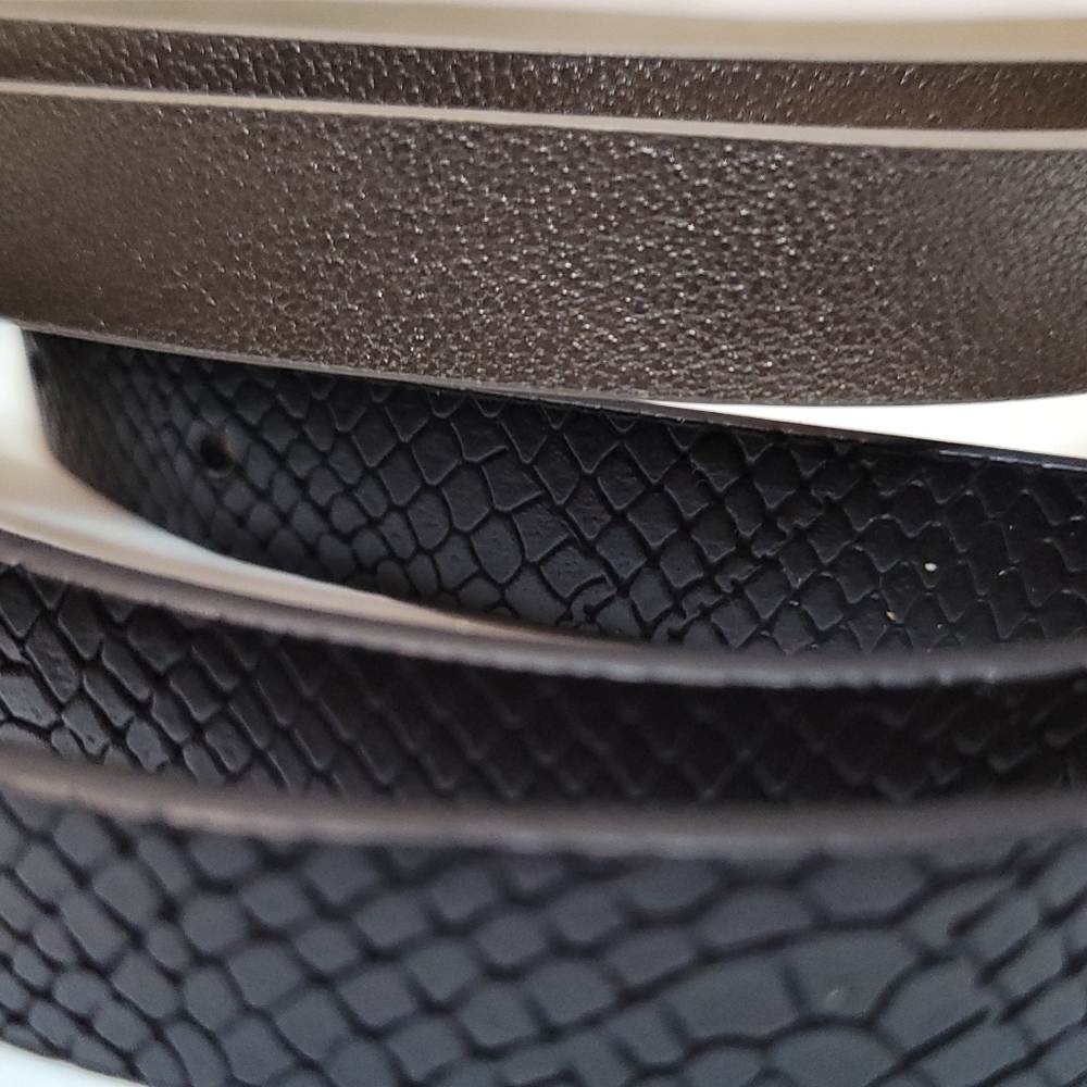 INC International Concepts Belts Skinny Medium Pewter Black Snake embossed NEW